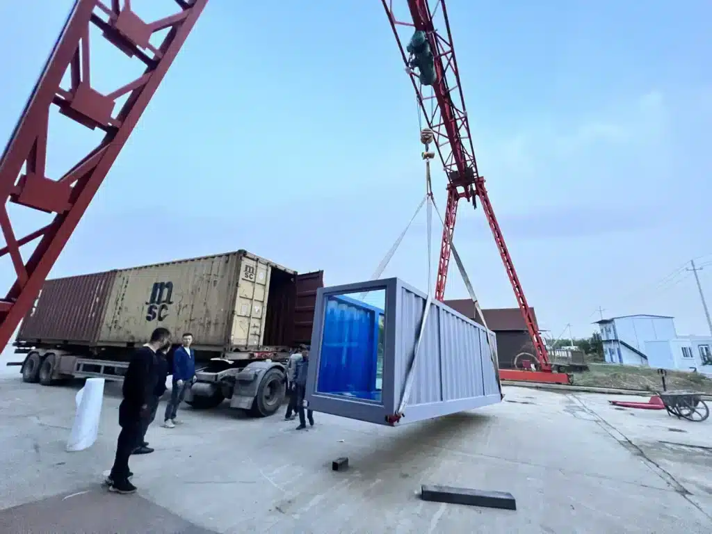 20ft-mobile-foldable-fully-automatic-container-swimming-pool-2