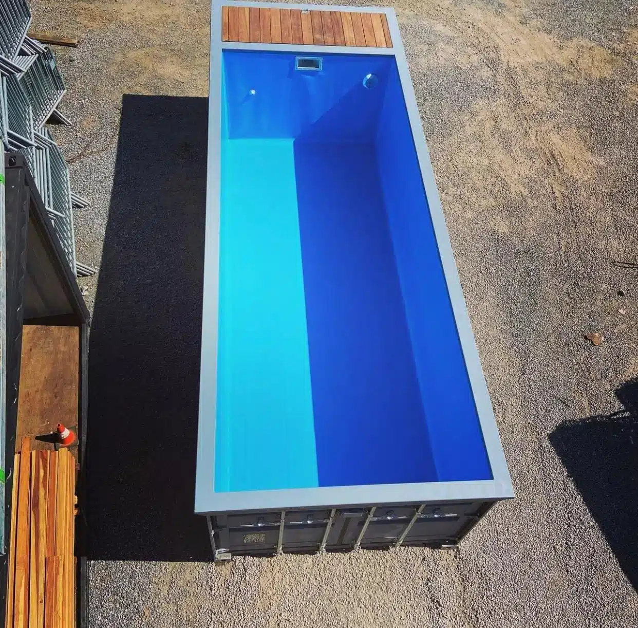 30ft-shipping-container-swimming-pool-2