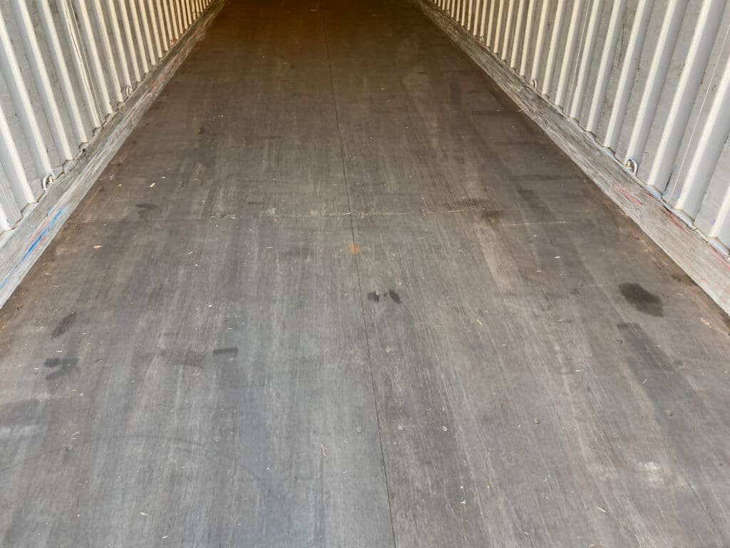 40ft-x-8ft-used-shipping-container-high-cube-4