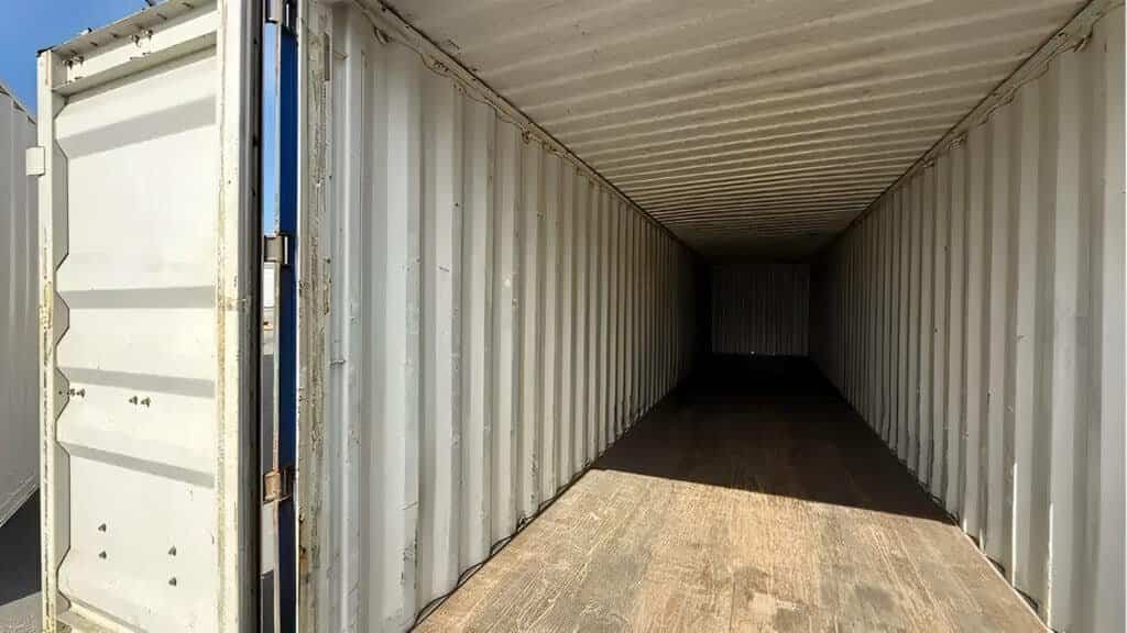 40ft-x-8ft-used-shipping-container-standard-3